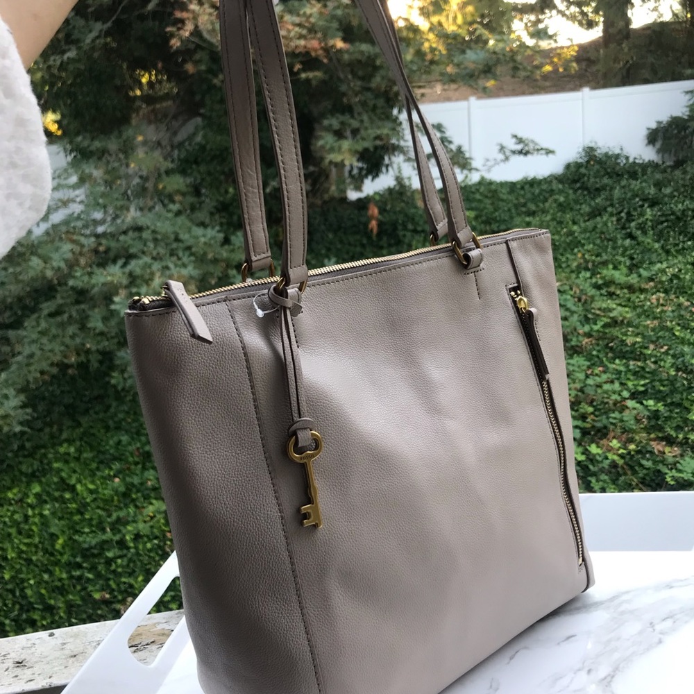 COPY - Women’s Tara Leather Shopper (Fossil)